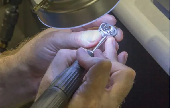 MICRO DEBURRING