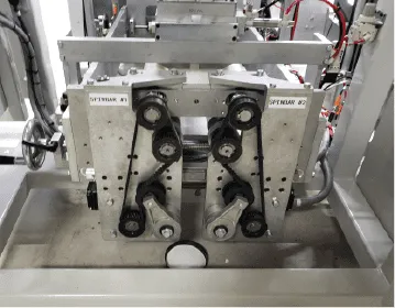 CLOSURE STACKER & CASE HANDLING