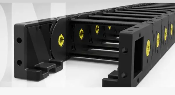 Cable-carrying chains in nylon