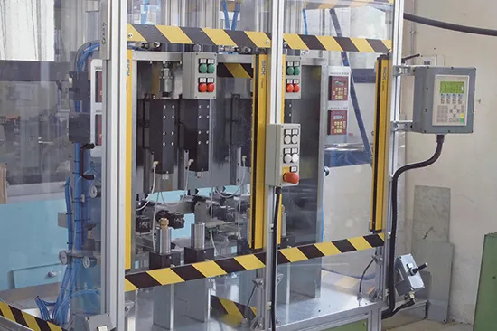 TEST BENCH