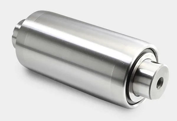 Post-roller with pin