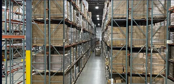 DOUBLE-DEEP PALLET RACK