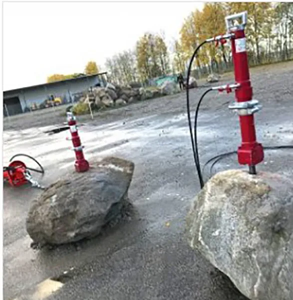 Hirado Rock Splitters