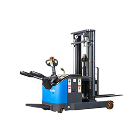Electric Reach Stackers