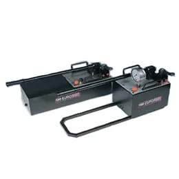 Pv-steel hand pumps with large oil delivery 700 bar