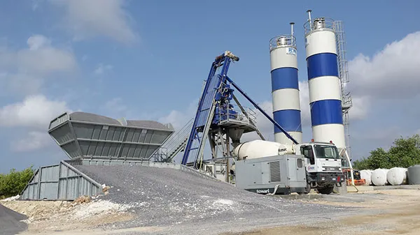 Mobile batching plants