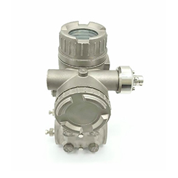 Pressure transmitter for nuclear applications