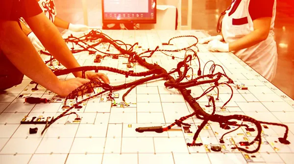 CUSTOM CABLE ASSEMBLY & WIRE HARNESS SOLUTIONS