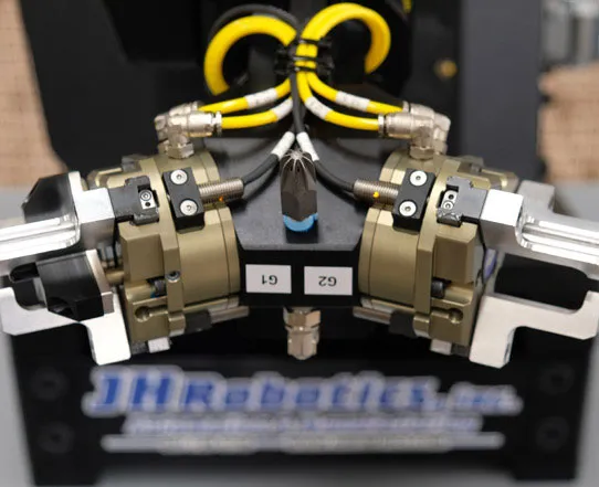 JHR 100 SERIES (LR Mate with (2) Tray System)