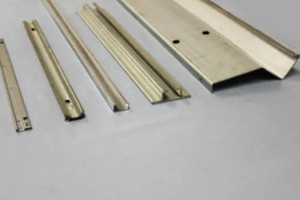 STAINLESS STEEL TRACKS