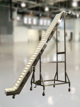 Series 811 Cleated Plastic Belt Z Conveyor
