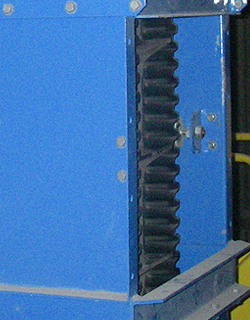 Vertical|Belt Conveyor|to transport bulk materials