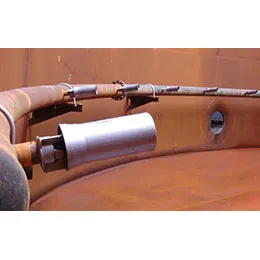Liquid jet mixing nozzles and tank mixing systems