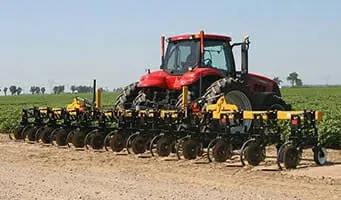 2000 Row Crop Cultivator