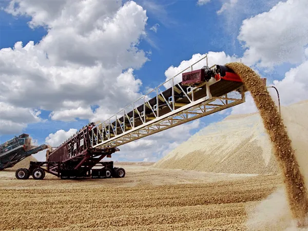 Magnum Telescoping Conveyor