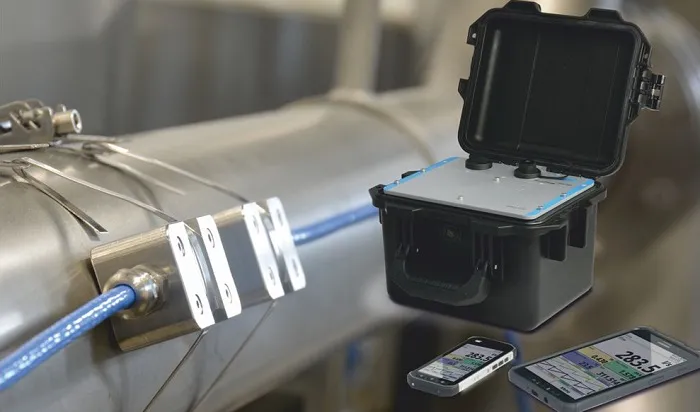 NivuFlow Mobile 600  Self sufficient and contactless Flow Metering