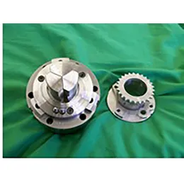 GEAR CHUCKS