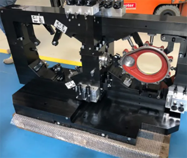 CLAMPING EQUIPMENT FOR MECHANICAL PROCESSING