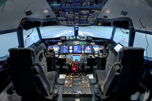 Enclosed|Flight training simulator|for classroom training