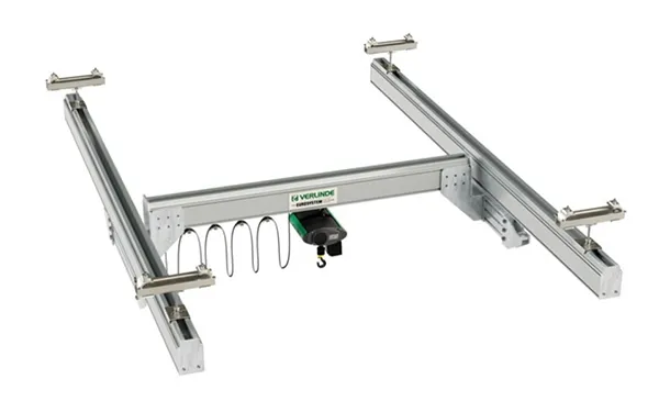 Lightweight Cranes