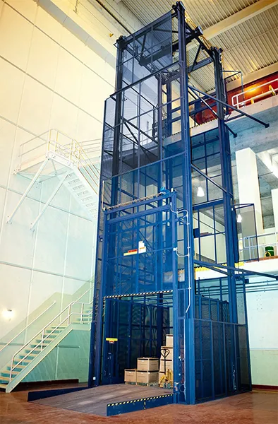 F Series 4-Post–Mechanical Vertical Lift