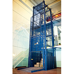 F Series 4-Post–Mechanical Vertical Lift