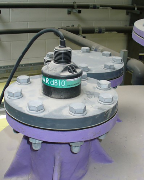 dB Transducer Flanged Mounting