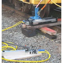 Compact Rerailing Unit
