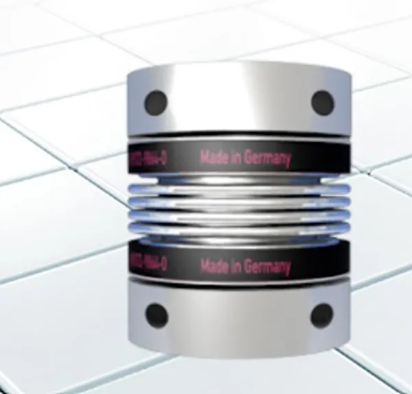 METAL BELLOWS COUPLING WITH SPLIT HUB