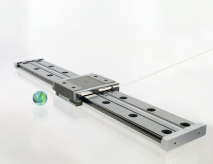 CLL42 - Large Travel Piezo Stage