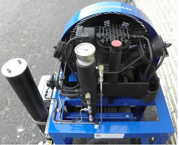 Stark V- 8 Breathing Air Compressor