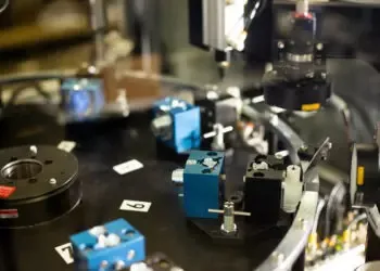Plastics automation solutions