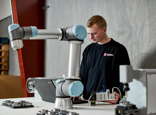Universal Robots
