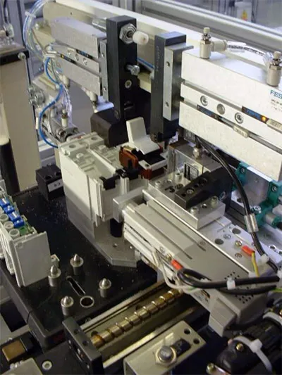SWITCHES ASSEMBLY