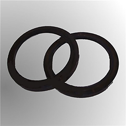 Accumulator rubber extrusion ring