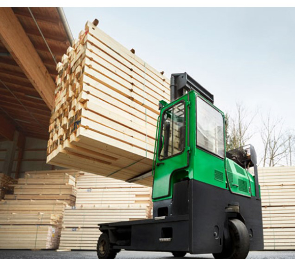 HIGH CAPACITY & SPECIALTY FORKLIFTS