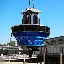 SUBMERGED KAPLAN TURBINE