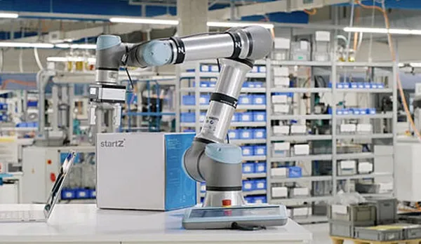 CONVENTIONAL LIGHTWEIGHT ROBOTS